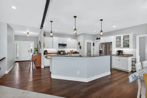 1062 Oak View Tipton IA 52772