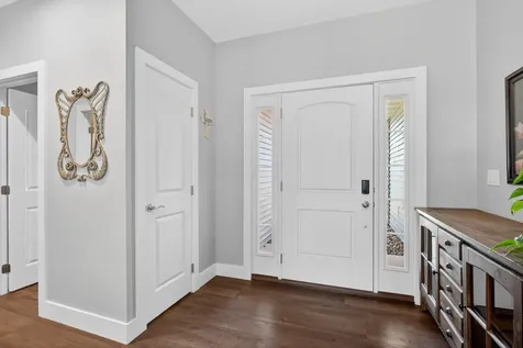 1062 Oak View Tipton IA 52772