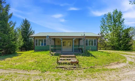 2419 155th Street Muscatine IA 52761