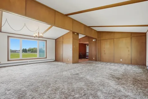 2419 155th Street Muscatine IA 52761