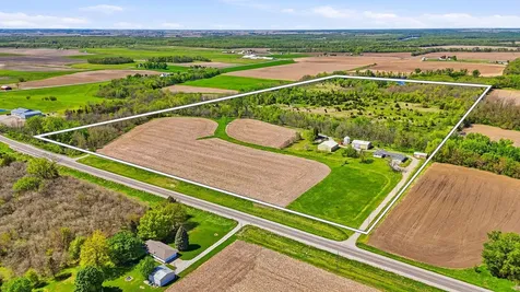2419 155th Street Muscatine IA 52761