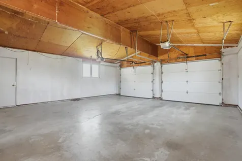 2419 155th Street Muscatine IA 52761