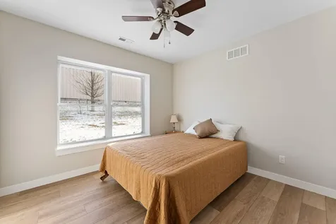 1512 Duncan Drive Muscatine IA 52761