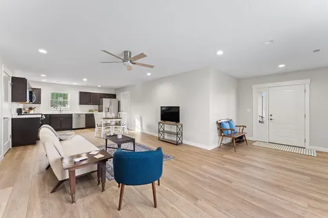1512 Duncan Drive Muscatine IA 52761