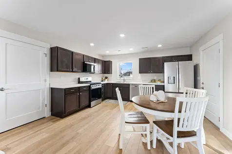 1512 Duncan Drive Muscatine IA 52761