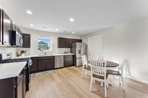 1512 Duncan Drive Muscatine IA 52761