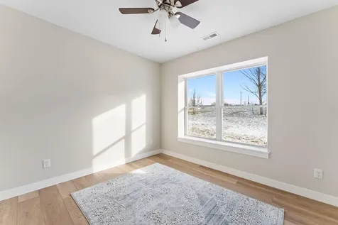 1512 Duncan Drive Muscatine IA 52761