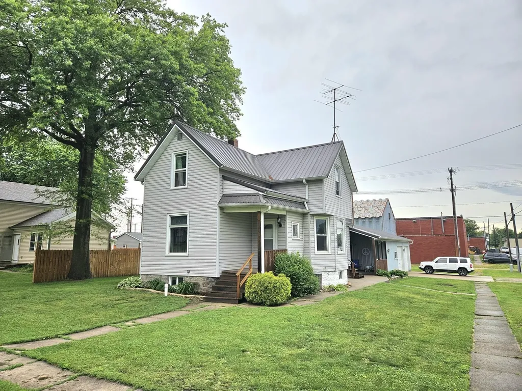 610 3rd Street Durant IA 52747