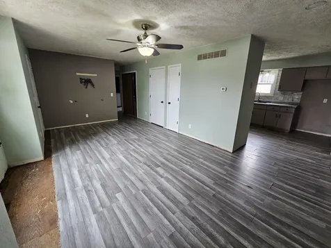 306 Iowa Wilton IA 52778