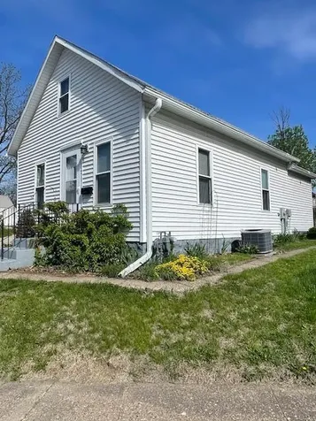 1251 Halstead Muscatine IA 52761
