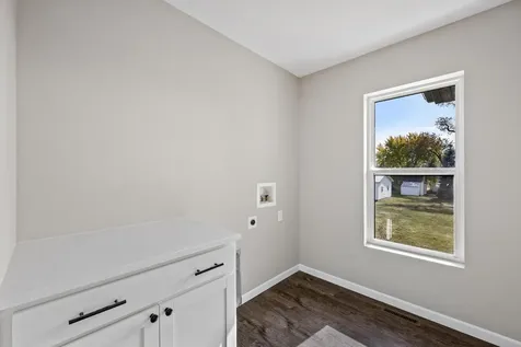 105 Alliance Drive Tipton IA 52772