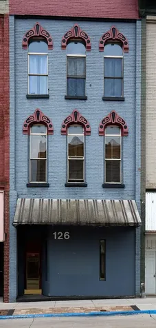 126 2nd Muscatine IA 52761