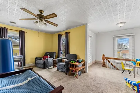 727 Isett Avenue Wapello IA 52653