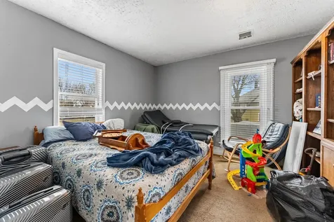 727 Isett Avenue Wapello IA 52653