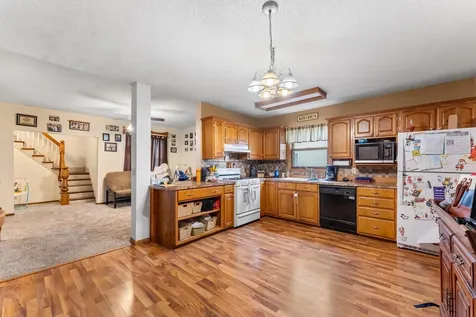 727 Isett Avenue Wapello IA 52653