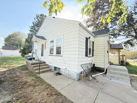504 Adams Muscatine IA 52761