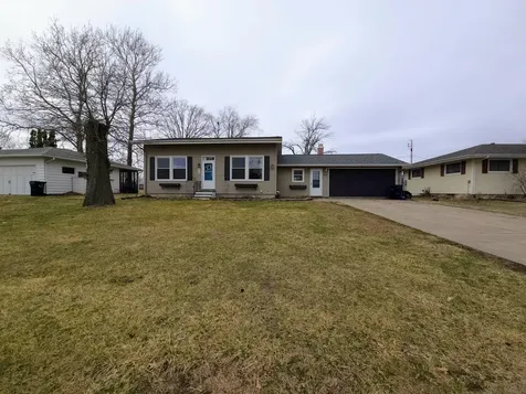 809 Court Street Wilton IA 52778
