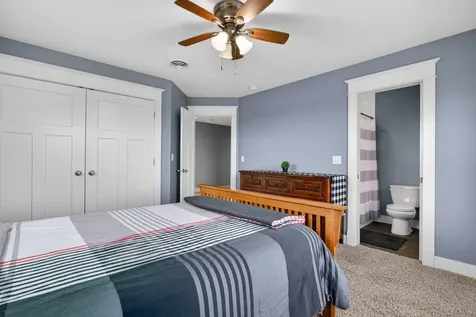 3120 Clermont Drive Muscatine IA 52761