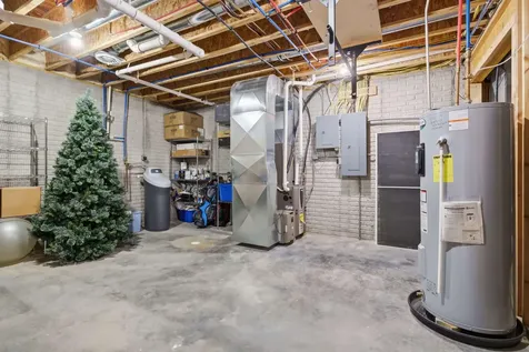 3120 Clermont Drive Muscatine IA 52761