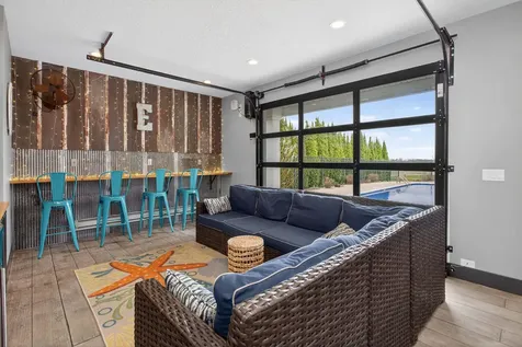 3120 Clermont Drive Muscatine IA 52761