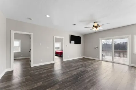 1459 Cedarview Muscatine IA 52761