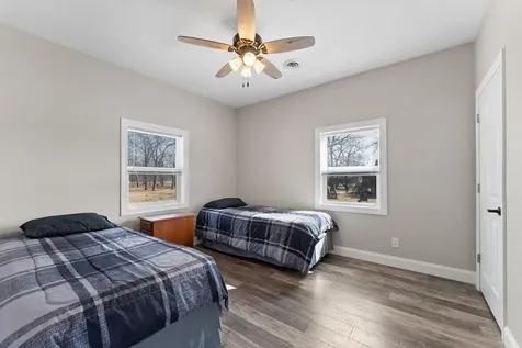 1459 Cedarview Muscatine IA 52761