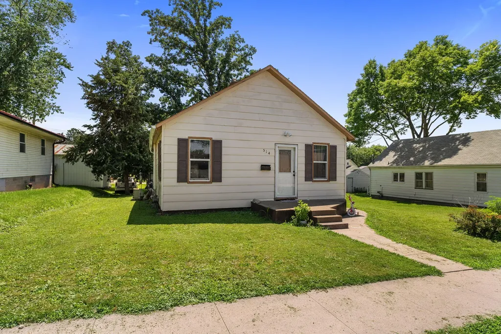 514 Jackson Street Muscatine IA 52761