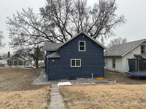 1811 New Hampshire Street Muscatine IA 52761