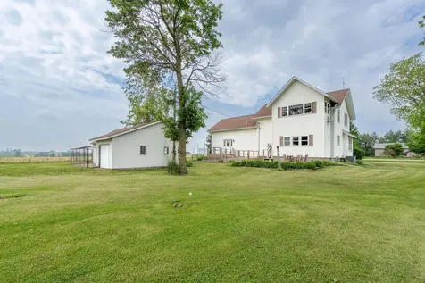 9996 W Avenue Columbus Junction IA 52738