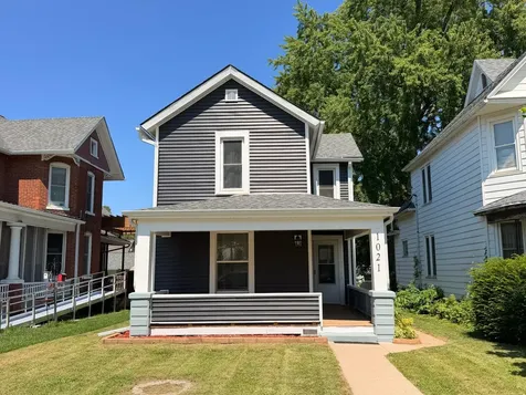 1021 Iowa Avenue Muscatine IA 52761