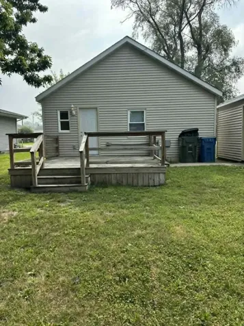 2114 Grand Muscatine IA 52761