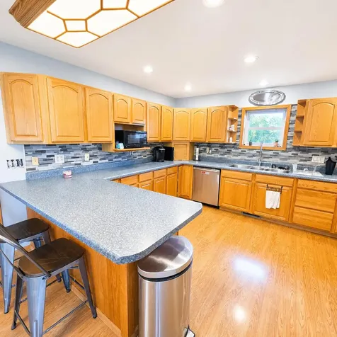 2808 Chestnut Columbus City IA 52737