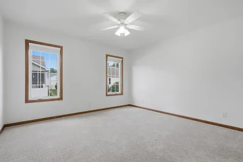 2923 Patrick Lane Muscatine IA 52761