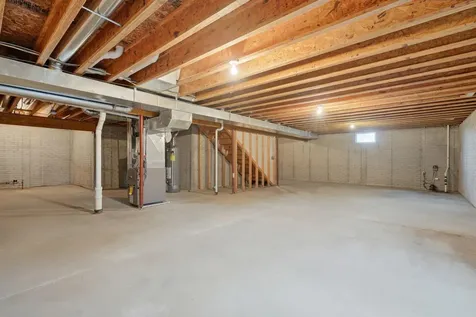 2923 Patrick Lane Muscatine IA 52761