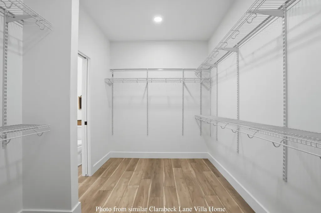 2012 Clarabeck Lane Muscatine IA 52761