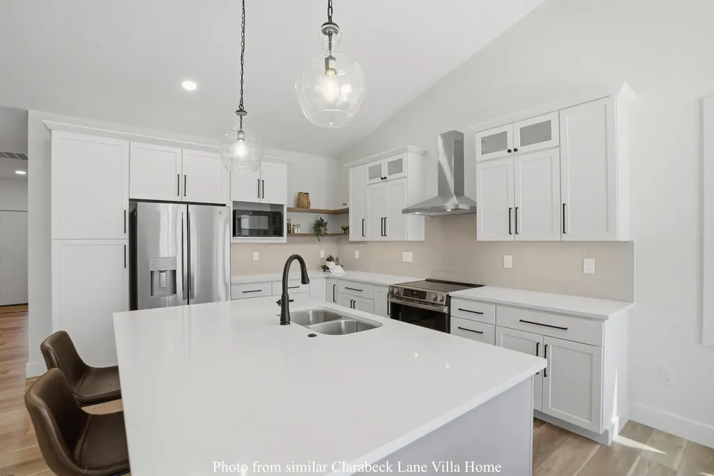 2012 Clarabeck Lane Muscatine IA 52761
