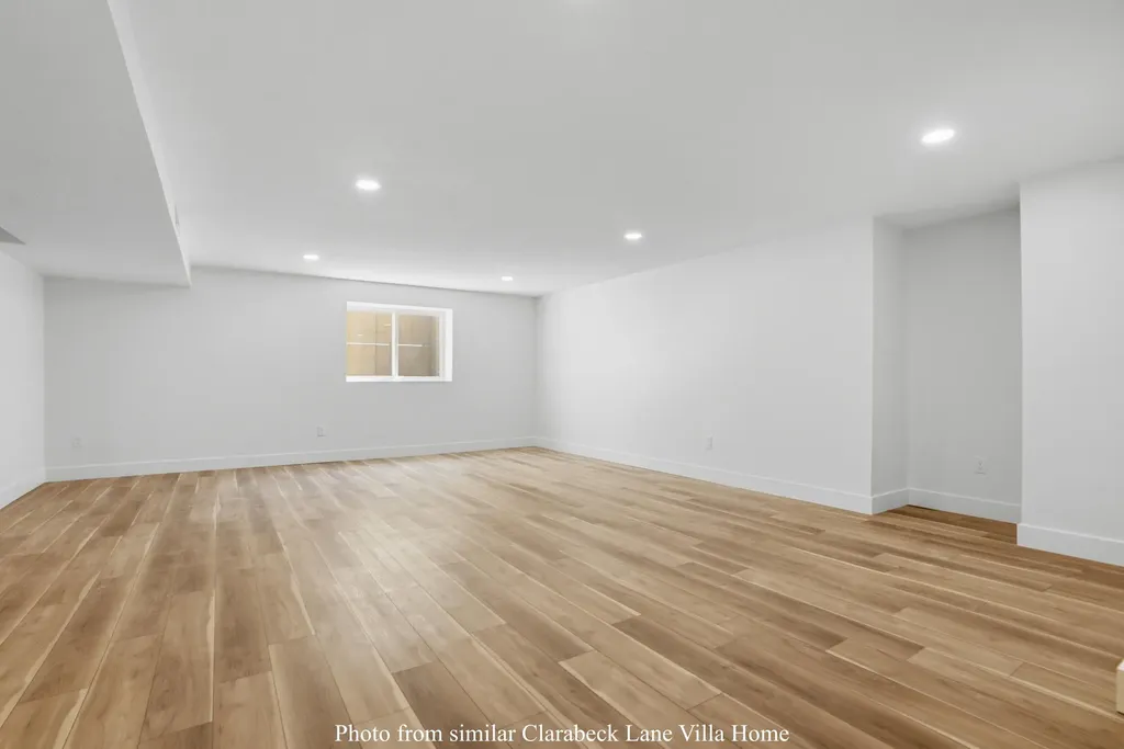 2012 Clarabeck Lane Muscatine IA 52761