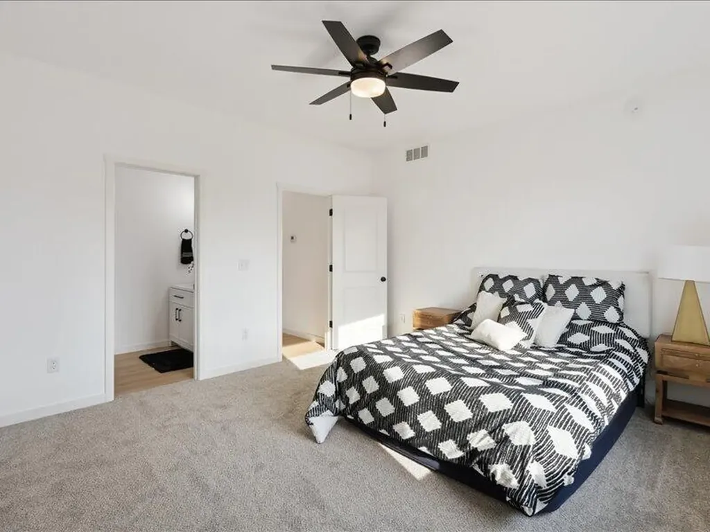 1508 Duncan Drive Muscatine IA 52761