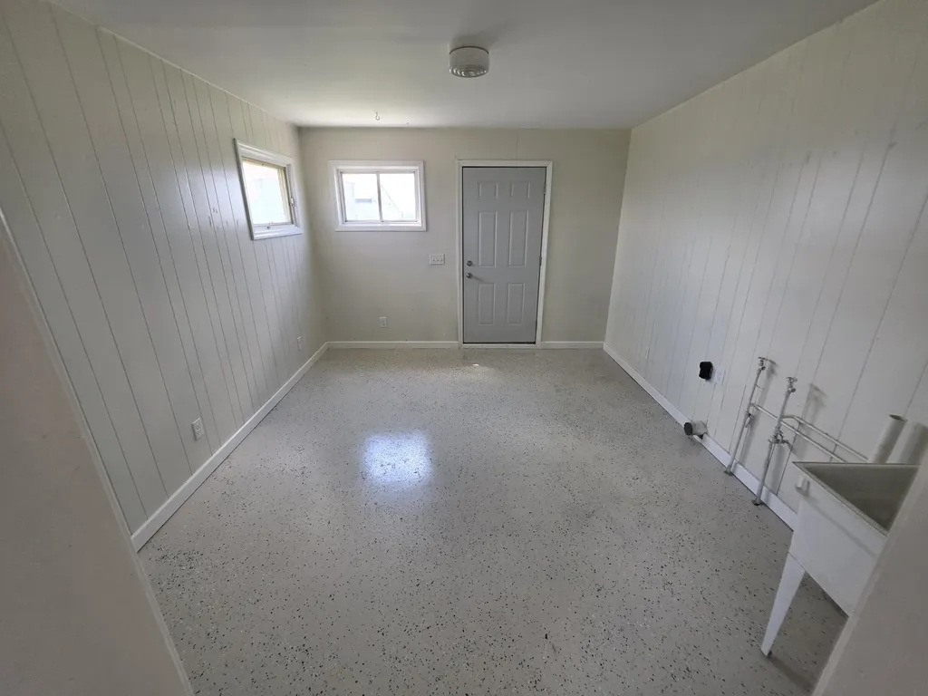 1533 Elder West Liberty IA 52776