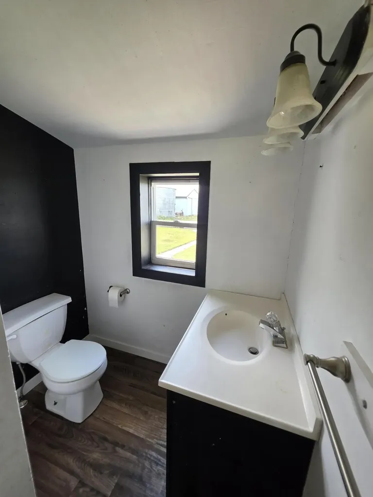 1533 Elder West Liberty IA 52776