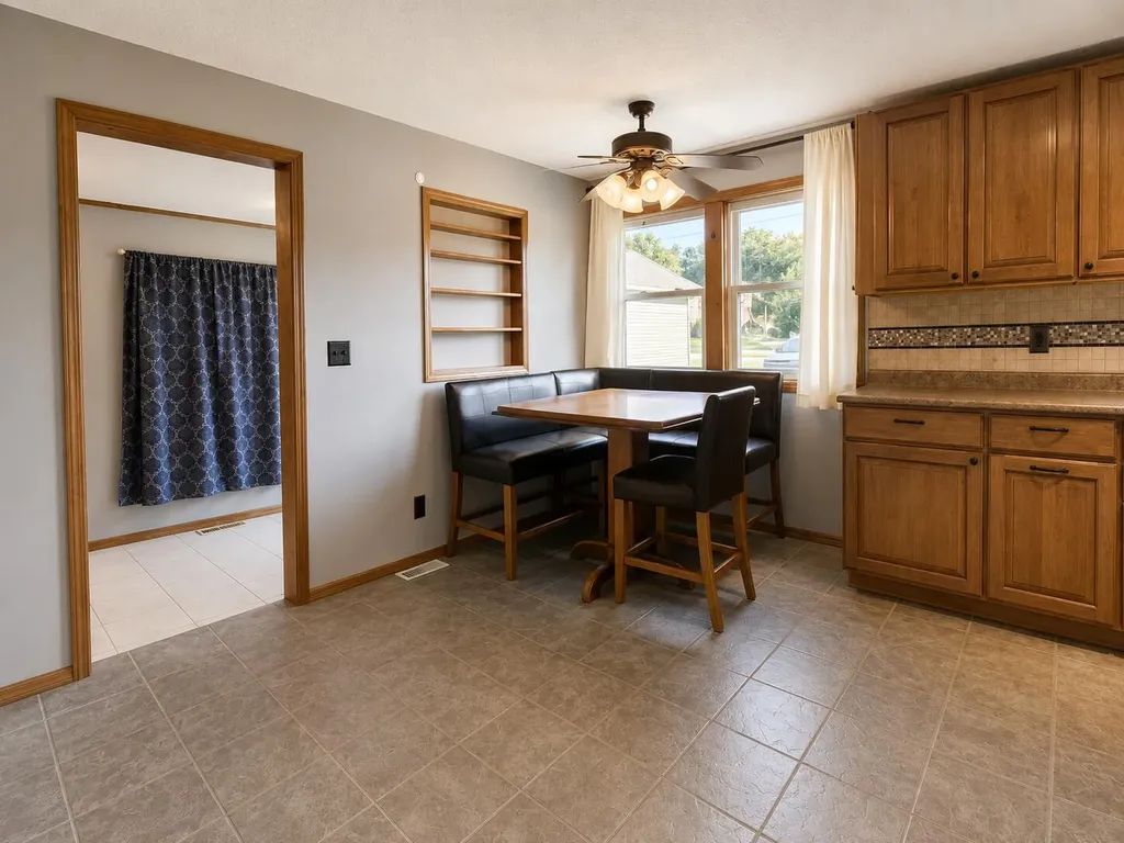 401 5th Durant IA 52747