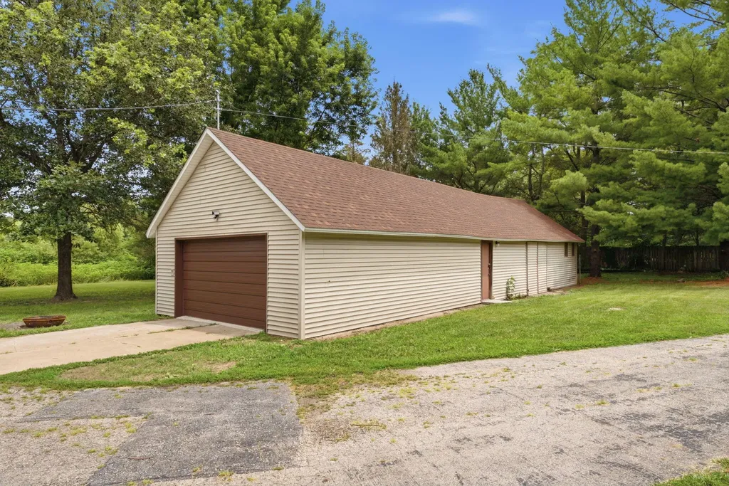200 Brown Street Letts IA 52754