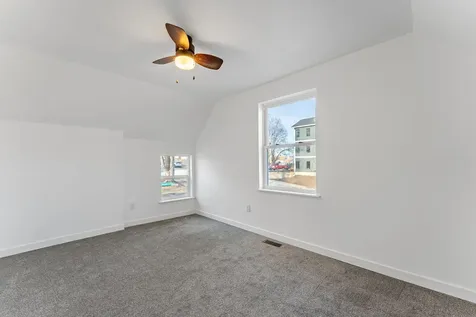 517 6th Street Muscatine IA 52761