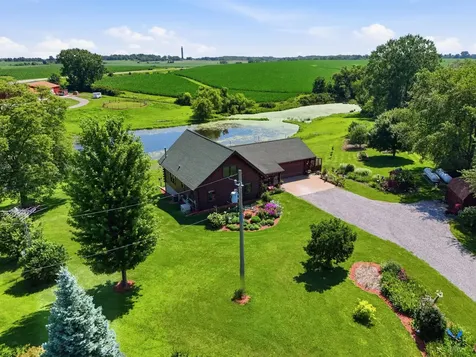 5547 Morse Solon IA 52333