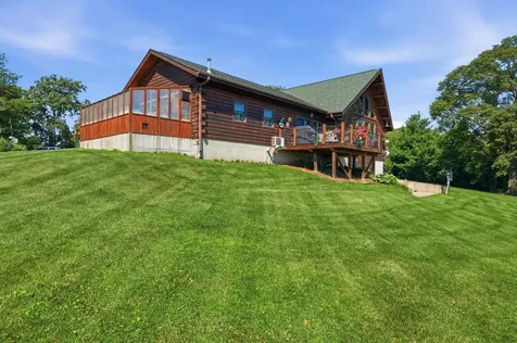5547 Morse Solon IA 52333