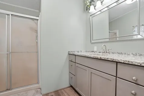 1688 Sweetland Acres Muscatine IA 52761