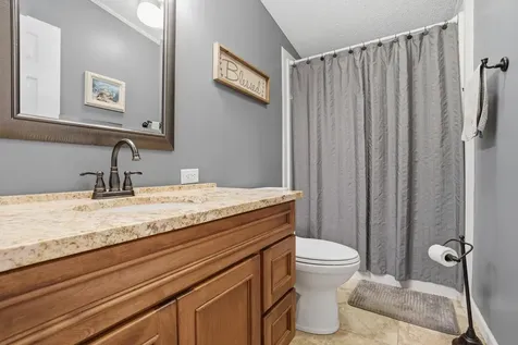 1688 Sweetland Acres Muscatine IA 52761