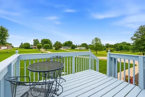 1688 Sweetland Acres Muscatine IA 52761