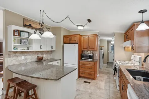 1688 Sweetland Acres Muscatine IA 52761