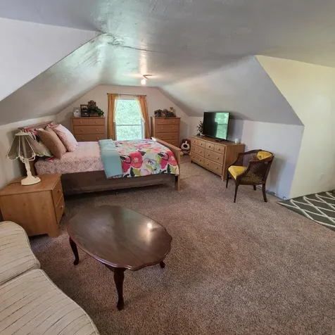 4246 U.s. 61 Wapello IA 52653
